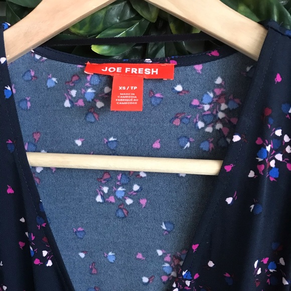 JoeFresh Long Sleeve Print Wrap Dress NWOT - Picture 6 of 8